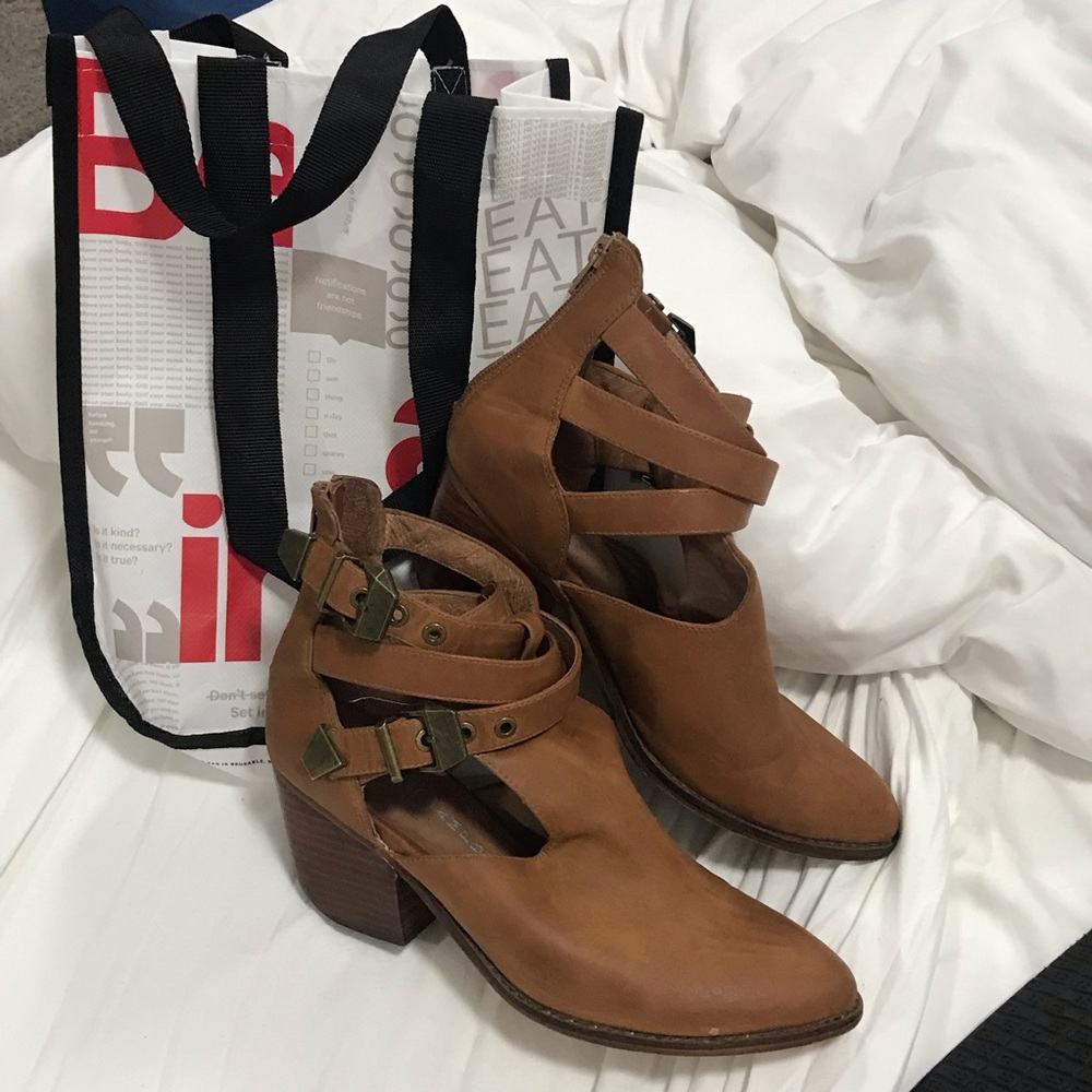Jeffery Campbell lbiza Last Ever booties